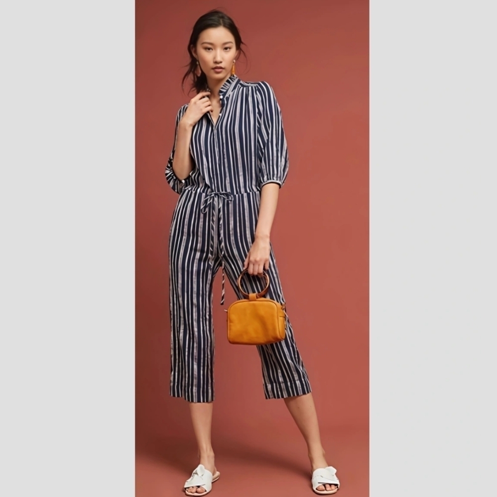 TROVATA Birds Of Paradise Striped 3/4 Sleeves Navy White Cropped Jumpsuit Small